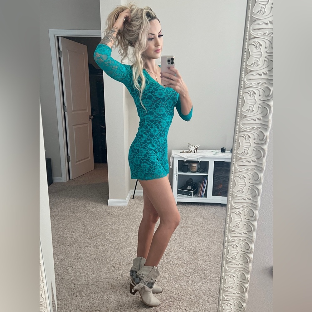 Blue floral lace romper, stretchy and comfy